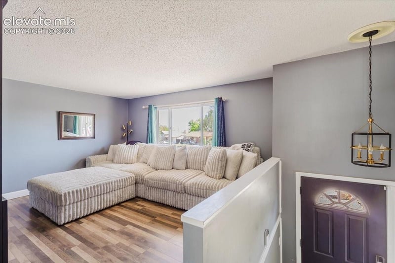 11 Macgregor Rd, Pueblo, CO 81001