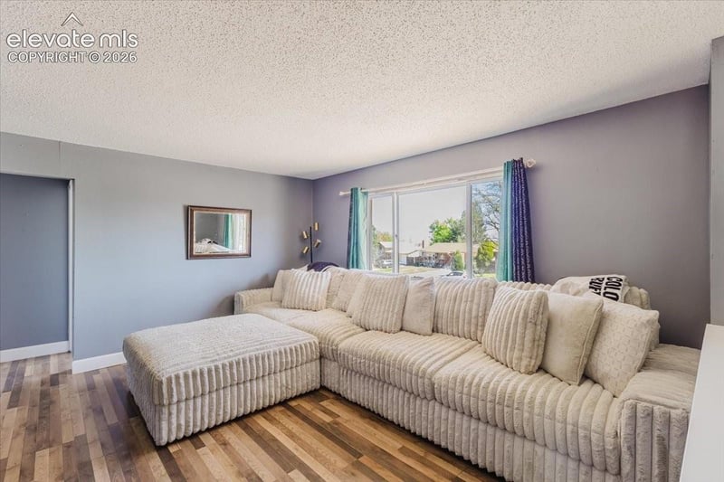 11 Macgregor Rd, Pueblo, CO 81001