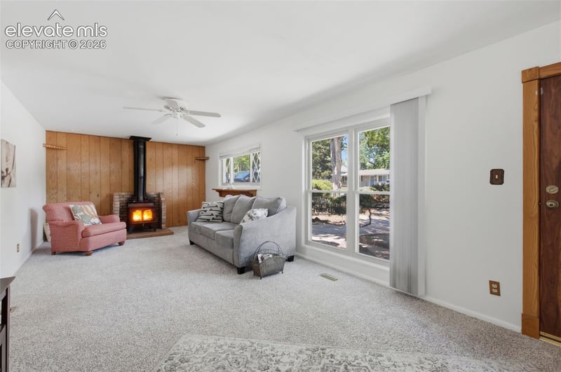 110 N Brentwood Dr, Colorado Springs, CO 80909