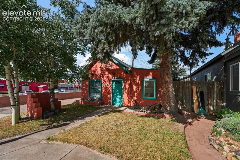 110 N Center St, Woodland Park, CO 80863