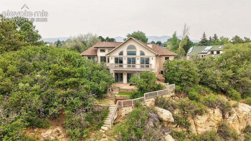 110 Sunbird Cliffs Ln, Colorado Springs, CO 80919