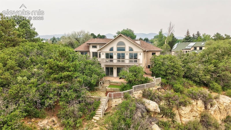 110 Sunbird Cliffs Ln, Colorado Springs, CO 80919
