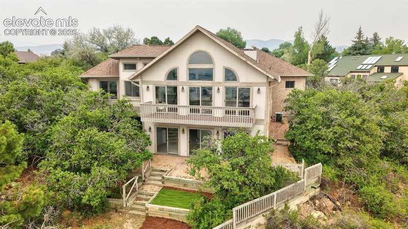 110 Sunbird Cliffs Ln, Colorado Springs, CO 80919
