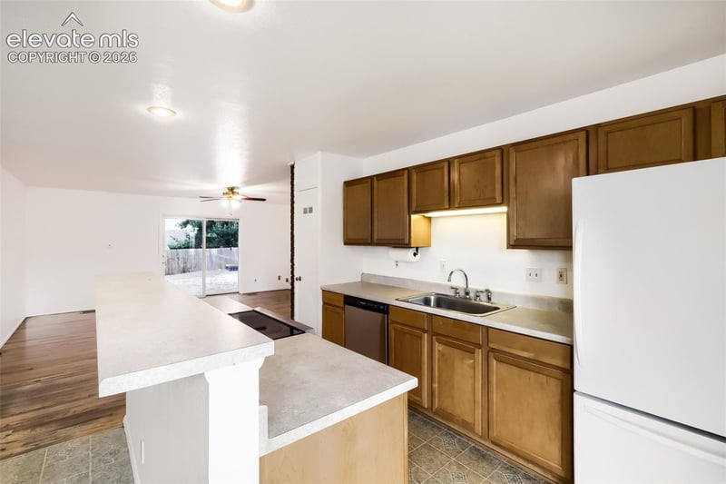 1100 Rosemont Dr, Colorado Springs, CO 80911