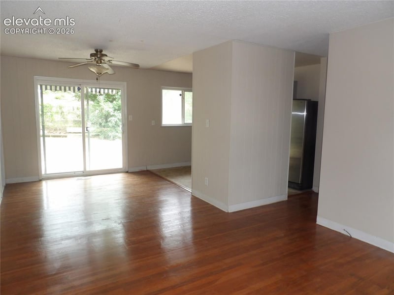 1109 Evergreen Dr, Colorado Springs, CO 80911