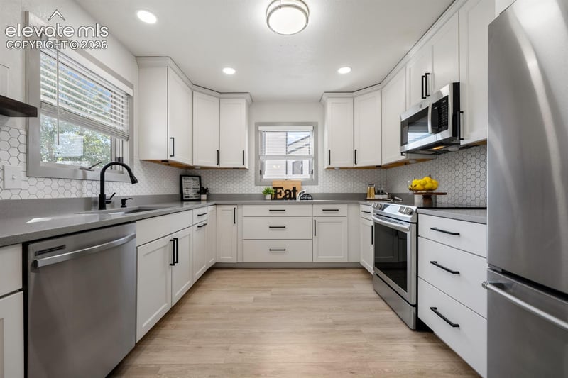 111 Ironweed Dr, Pueblo, CO 81001