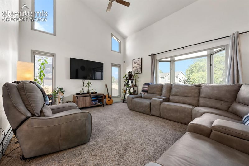 111 Ironweed Dr, Pueblo, CO 81001