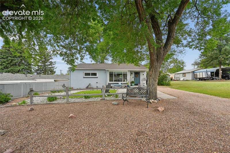 1110 Sunset Rd, Colorado Springs, CO 80909