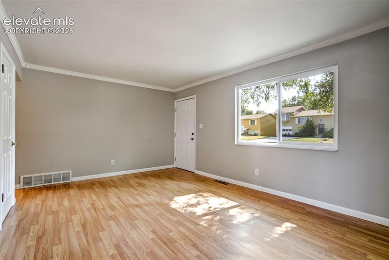1115 Livingston Ave, Colorado Springs, CO 80906