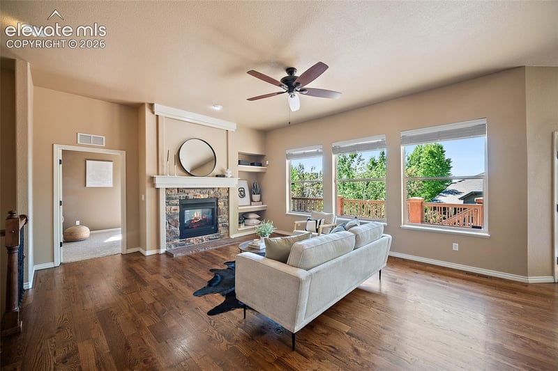 1117 Spectrum Loop, Colorado Springs, CO 80921