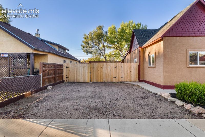 1118 Arroyo Ave, Pueblo, CO 81004