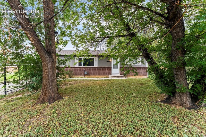 1120 Maxwell St, Colorado Springs, CO 80906