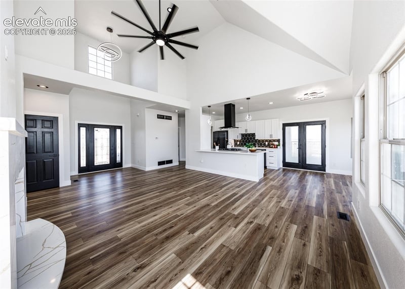 1120 Newton Rd, Pueblo, CO 81005