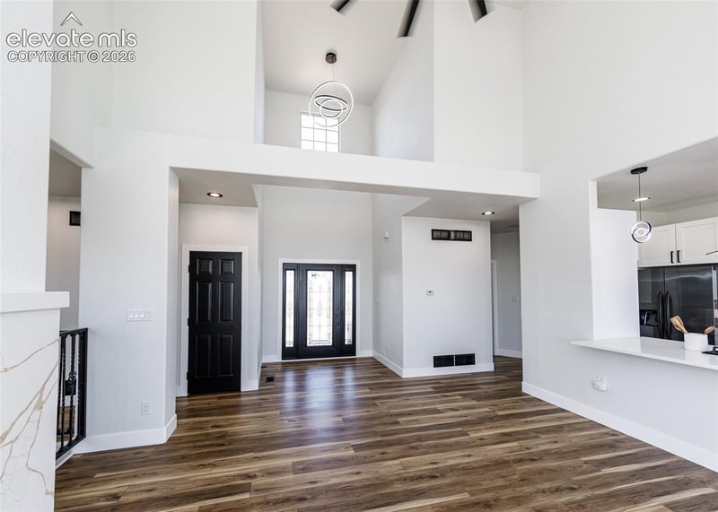 1120 Newton Rd, Pueblo, CO 81005