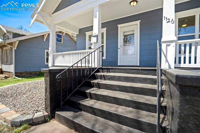1126 N Corona St, Colorado Springs, CO 80903