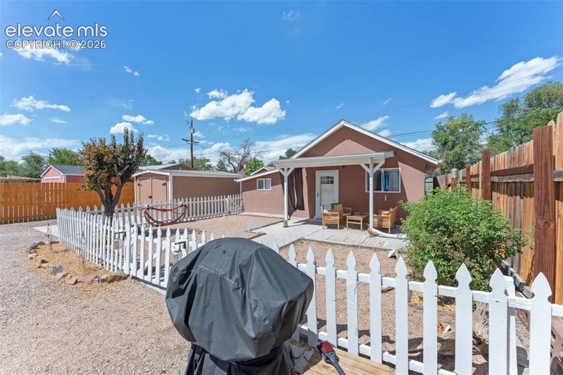 1127 E 3rd St, Pueblo, CO 81001
