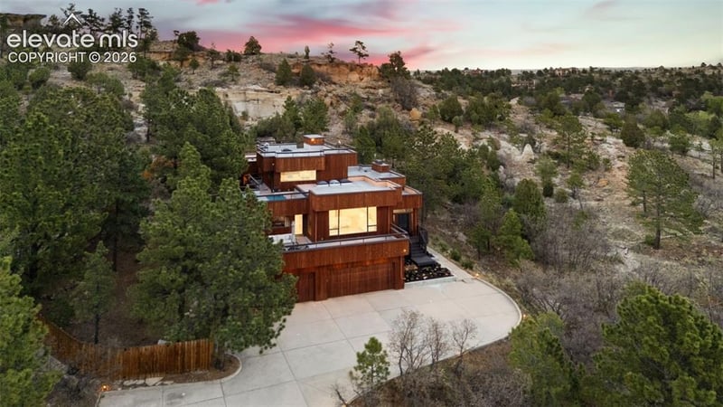 1130 Allegheny Dr, Colorado Springs, CO 80919