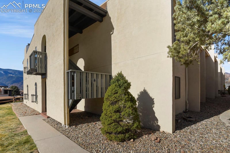 1130 Fontmore Rd #C, Colorado Springs, CO 80904