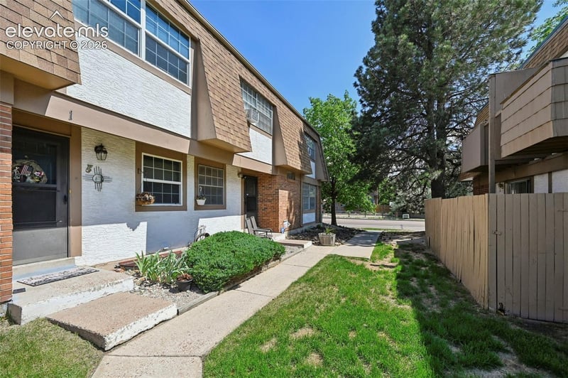 1131 Willow Bend Cir #2, Colorado Springs, CO 80918
