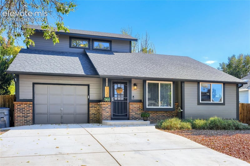 1135 Greenbrier Dr, Colorado Springs, CO 80916
