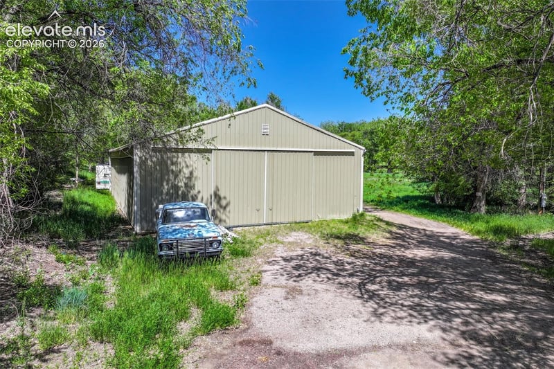 114 Kokomo St, Colorado Springs, CO 80911