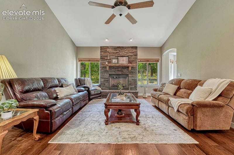 115 Hawkridge Dr, Woodland Park, CO 80863
