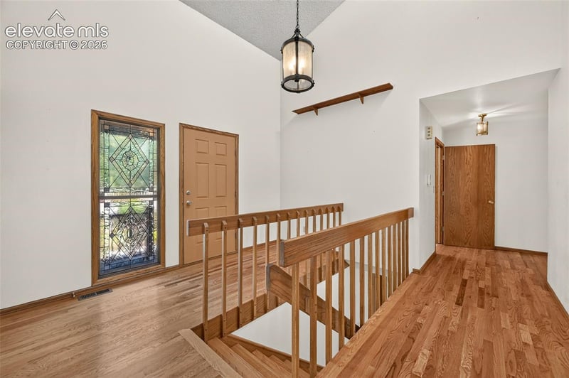 1160 Golden Hills Rd, Colorado Springs, CO 80919