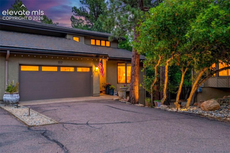 117 Mayhurst Ave, Colorado Springs, CO 80906