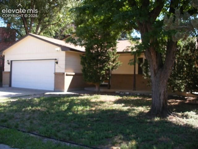 1201 Auburn Dr, Colorado Springs, CO 80909