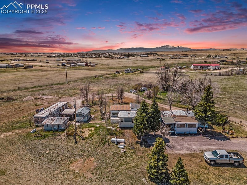 12035 Tracy Ln, Peyton, CO 80831