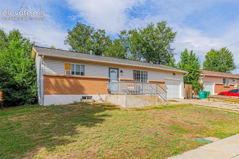 1204 Burnham St, Colorado Springs, CO 80906