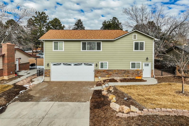 1208 Westmoreland Rd, Colorado Springs, CO 80907