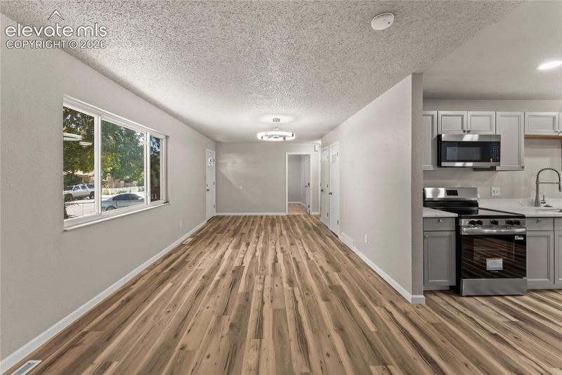 1214 Burnham St, Colorado Springs, CO 80906
