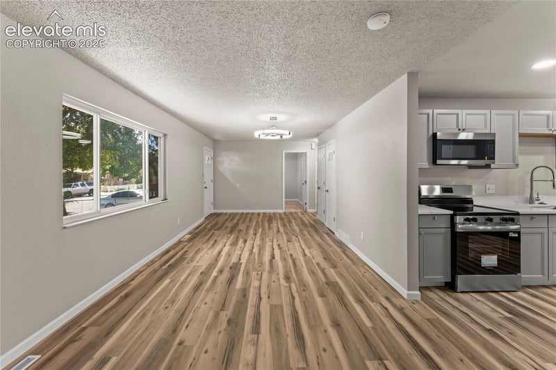 1214 Burnham St, Colorado Springs, CO 80906