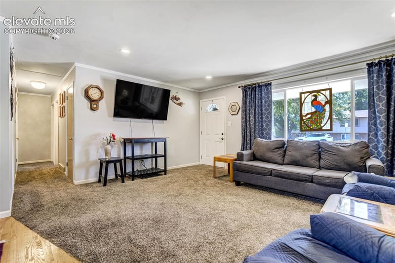 1215 Fosdick Dr, Colorado Springs, CO 80909