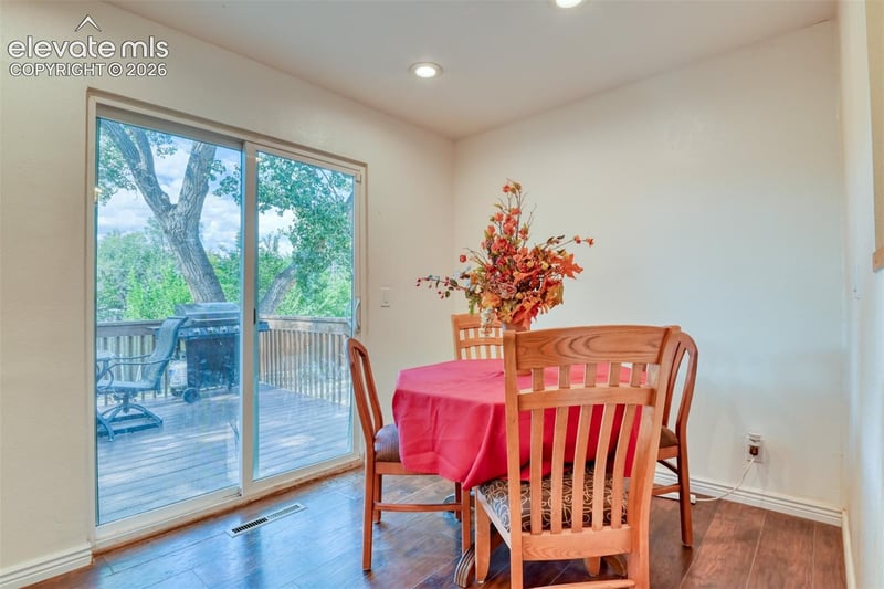 1222 De Reamer Cir, Colorado Springs, CO 80915