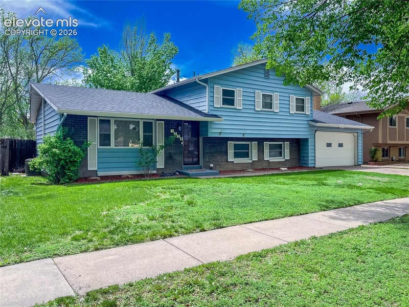 1228 Fagin Dr, Colorado Springs, CO 80915
