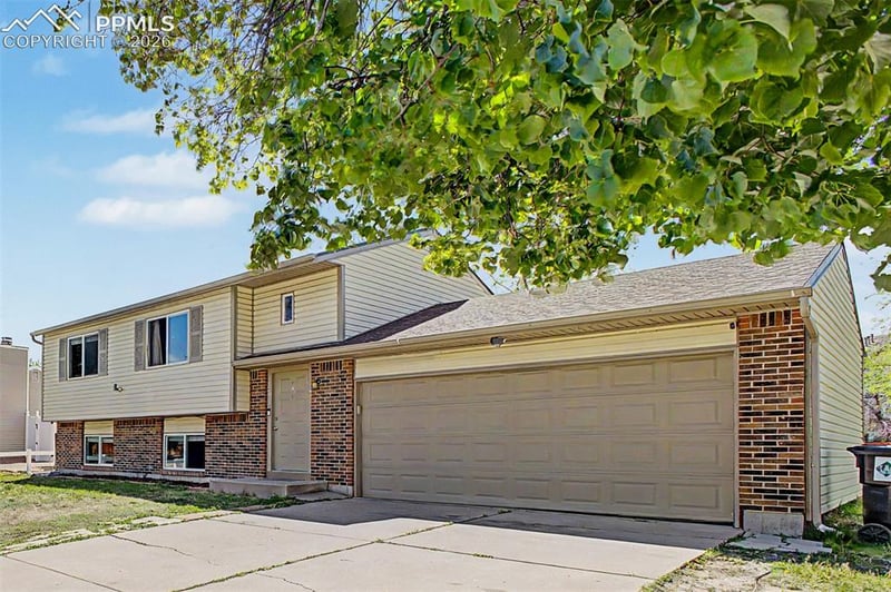 1230 Bayberry Dr, Colorado Springs, CO 80916