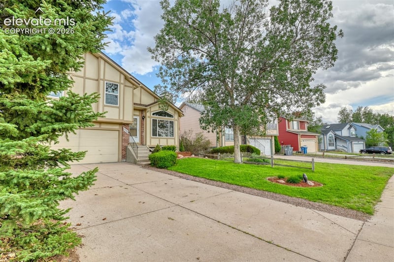 1240 Piros Dr, Colorado Springs, CO 80922