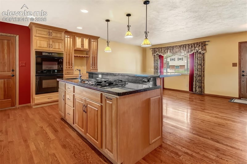 1250 Osgood Rd, Colorado Springs, CO 80915