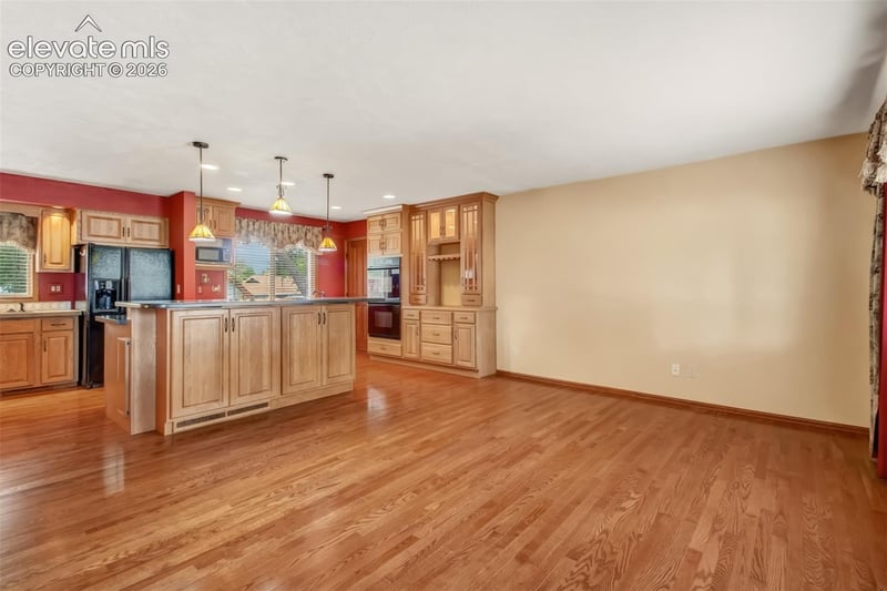 1250 Osgood Rd, Colorado Springs, CO 80915