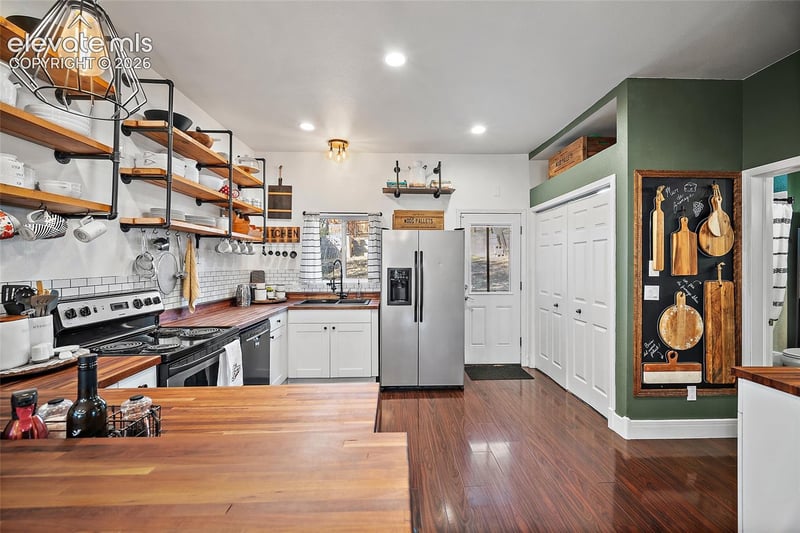 128 N Chestnut St, Colorado Springs, CO 80905