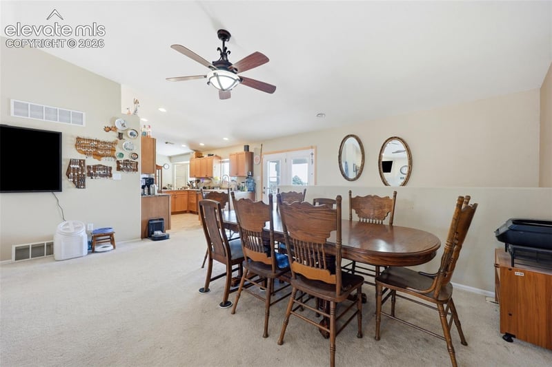 1286 N Ladonia Dr, Pueblo, CO 81007