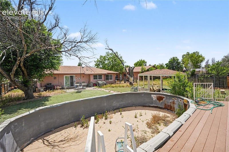 129 E Beshoar Dr, Pueblo West, CO 81007