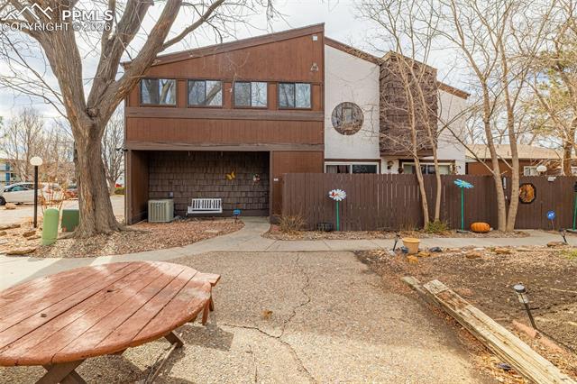 130 Scotland Rd #D, Pueblo, CO 81001
