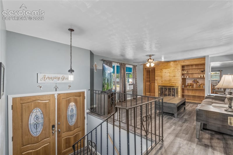 1302 Martin Dr, Colorado Springs, CO 80915
