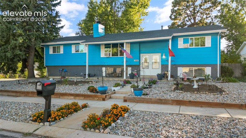 1302 Martin Dr, Colorado Springs, CO 80915