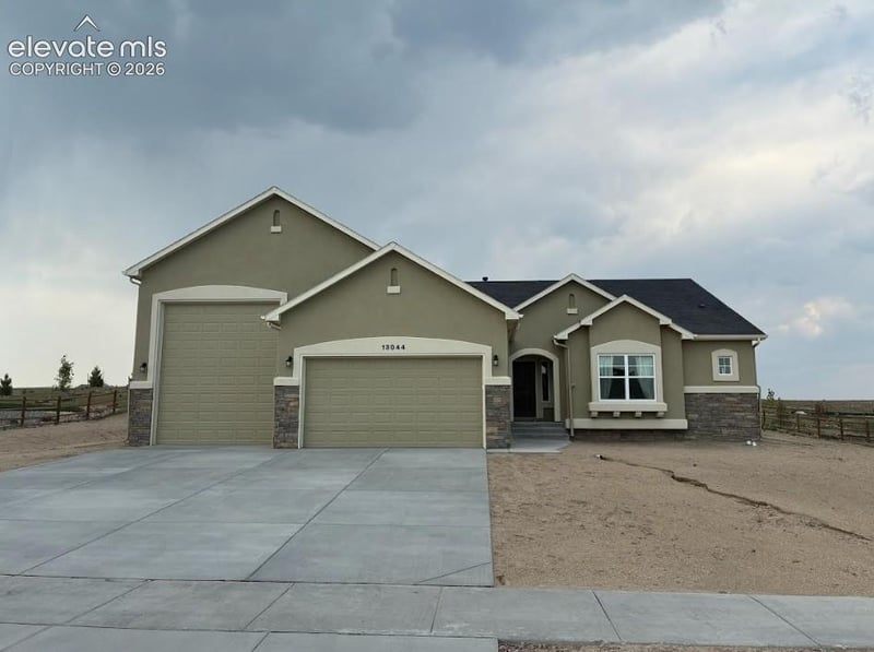 13044 Highland Crest Dr, Peyton, CO 80831