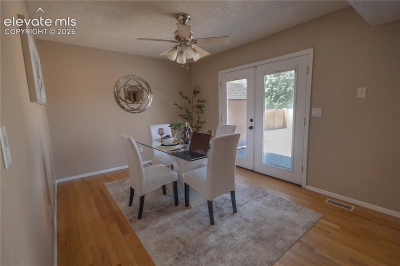 1309 Kingsroyal Blvd, Pueblo, CO 81005