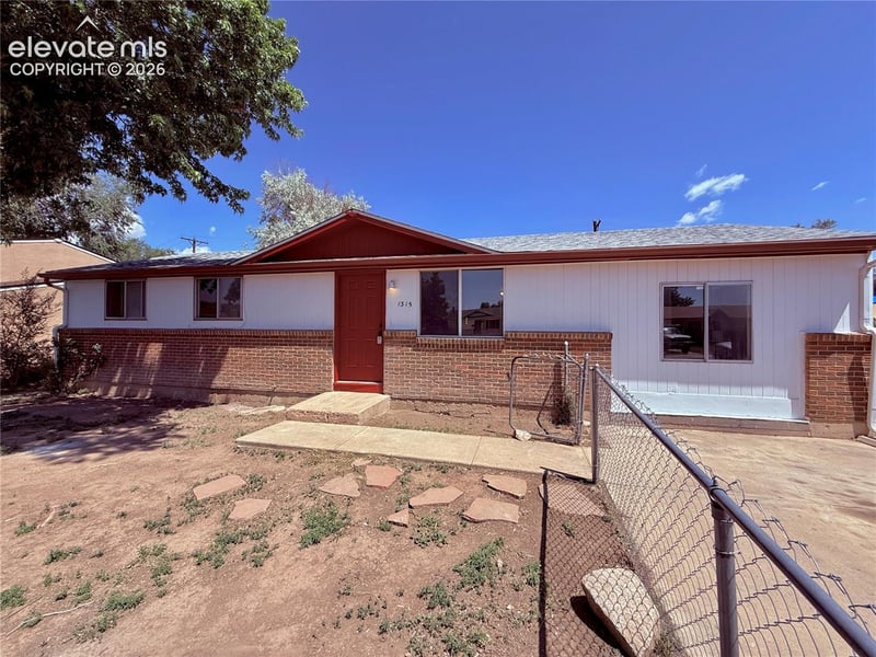 1315 Maxwell St, Colorado Springs, CO 80906